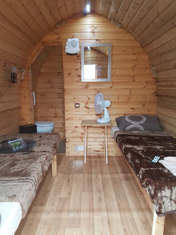 Suitehuts @ Сілверстоун Екстер'єр фото