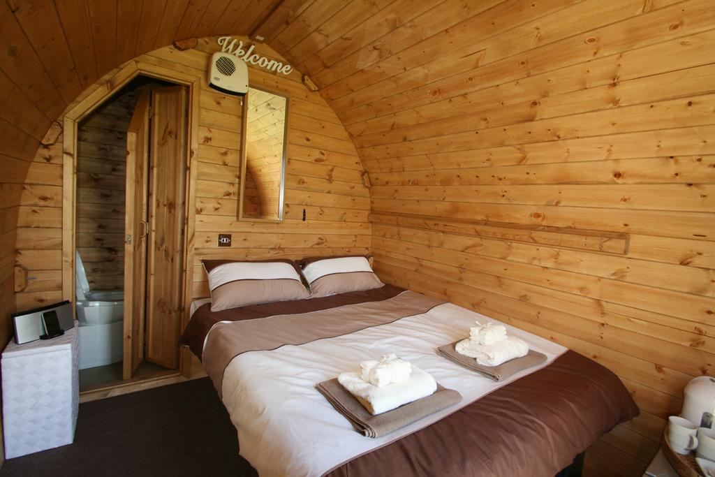 Suitehuts @ Сілверстоун Екстер'єр фото