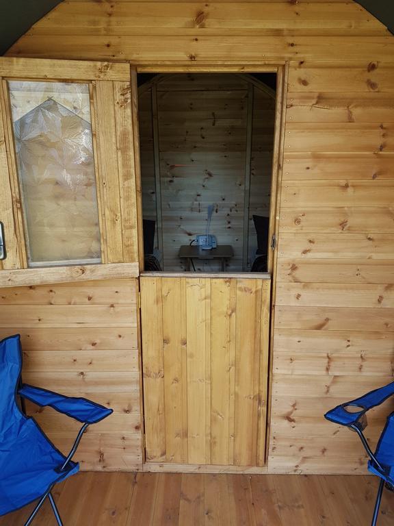 Suitehuts @ Сілверстоун Екстер'єр фото