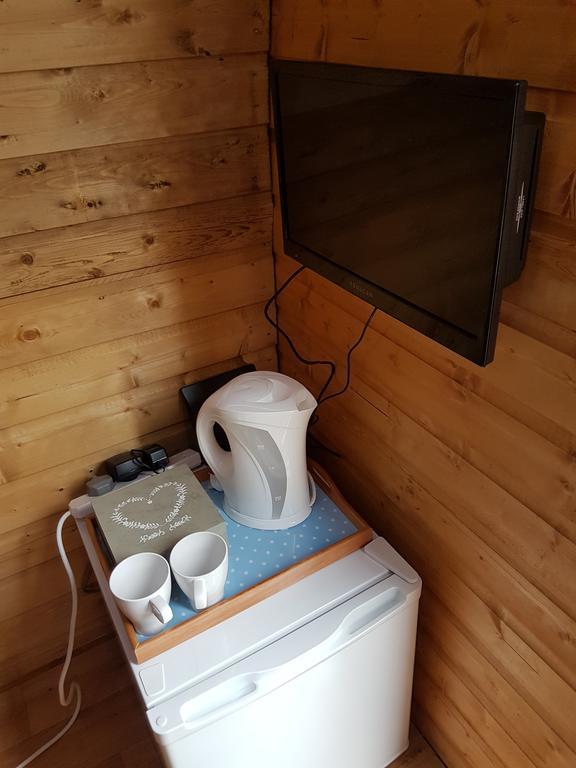 Suitehuts @ Сілверстоун Екстер'єр фото